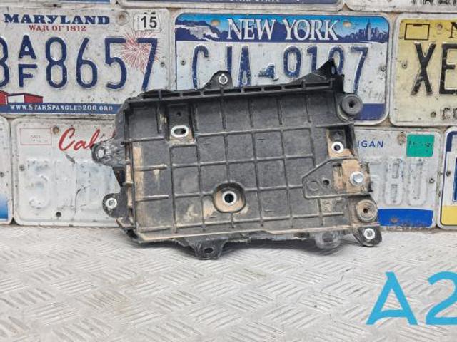 Кріплення / підставка акумулятора (АКБ) 7440406190 TOYOTA