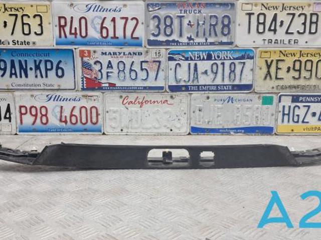 Молдинг третых/ п'ятих дверей 74890TRWA01 HONDA