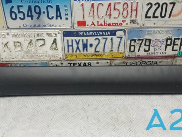 Молдинг передніх лівих дверей, нижній 7507448010 TOYOTA