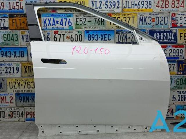 Пасажирські передні двері 76004CV000 HYUNDAI