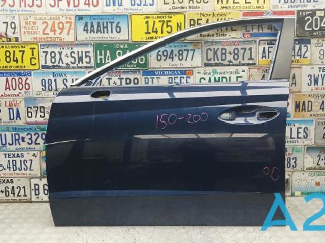 Дверка передня права 76004L0000 HYUNDAI