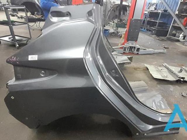 Крило праве заднє 781125SA0A NISSAN