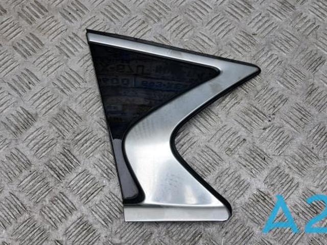 Накладка заднього лівого крила 781275DA0A NISSAN