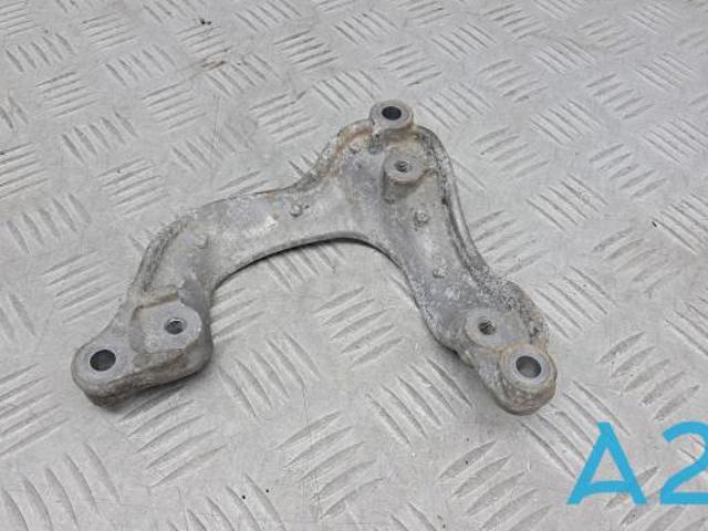 Кронштейн компресора кондиціонера 7813A218 MITSUBISHI