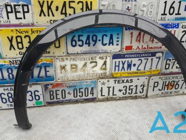 Розширювач задньої арки колеса, правий 788605DA0A NISSAN