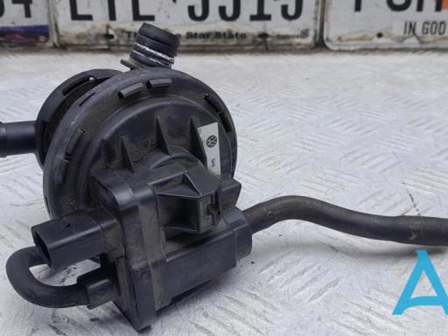 Насос діагностики течі в баку 7L0906271C VAG