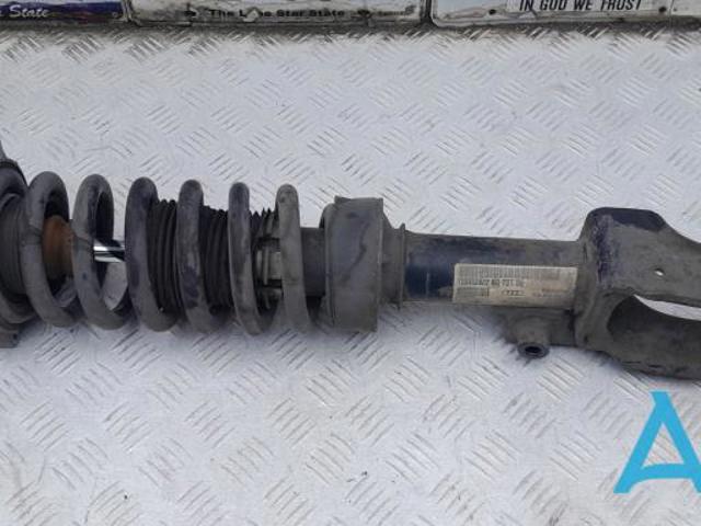 Амортизатор передньої підвіски 7L8413032K VAG