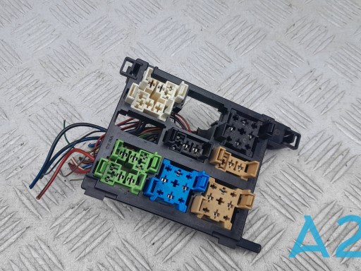 Коробка запобіжників 7N0937503 VAG