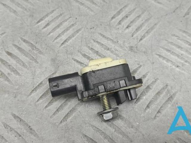 Датчик AIRBAG передній 7P0959354 VAG