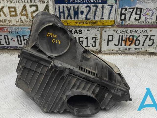 Коробка фільтра 7P6129607Q VAG