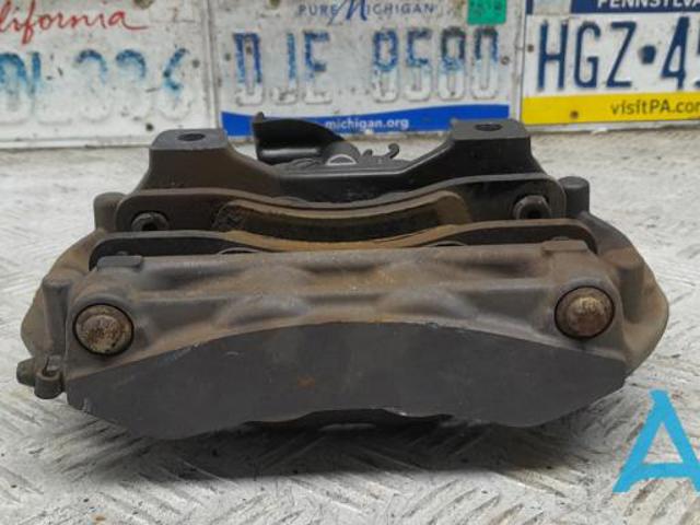 Задній гальмівний супорт лівий 7P6615423C VAG