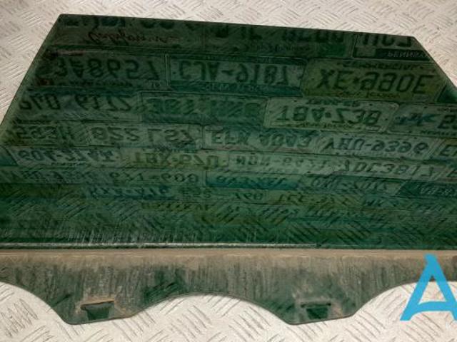 Скло задніх дверей, лівих 7P6845025C VAG