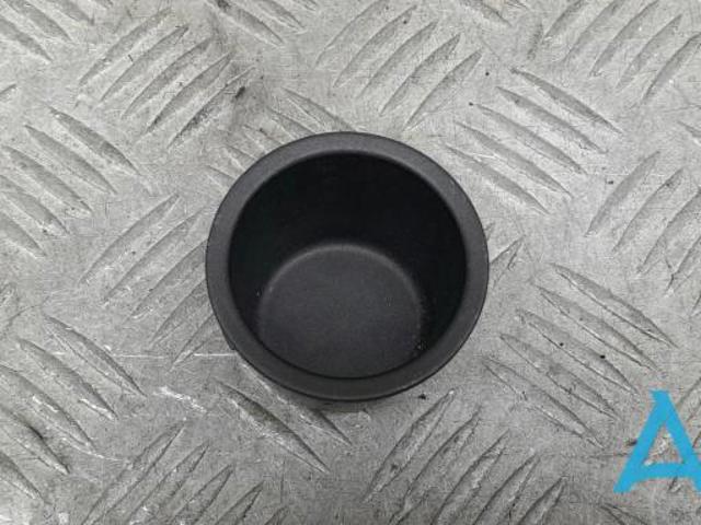 Попільничка 7P68648979B9 VAG