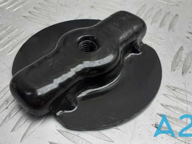 Болт кріплення запасного колеса 7T4Z1424A FORD
