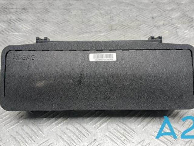 Подушка Айрбег водія захисту колін 80200L8000 HYUNDAI