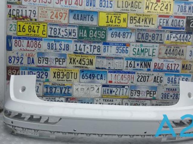 Бампер задній 80A807067AGRU VAG