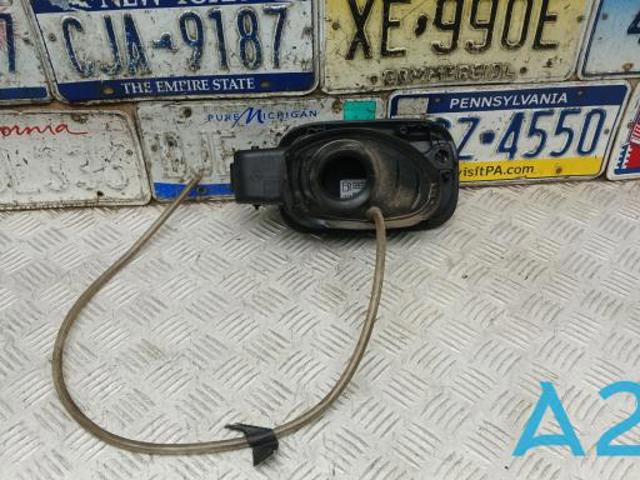 Заливна горловина паливного бака 80A809906 VAG