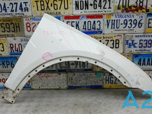 Переднє праве крило 80A821106ASTL VAG