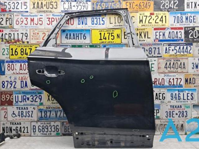 Двері задні в зборі 80A833052BSTL VAG