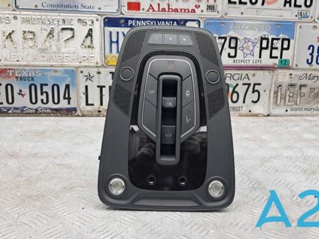 Плафони внутрішнього освітлення 80A947135AN6PS VAG