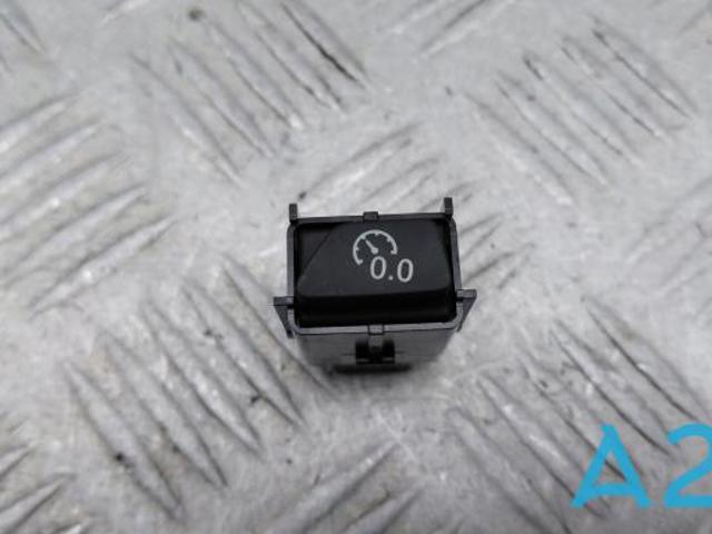 Кнопка скидання добового пробігу 80B907569 VAG
