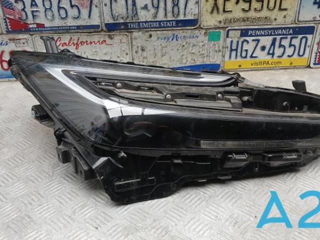 Фара основна права 8114047A60 TOYOTA