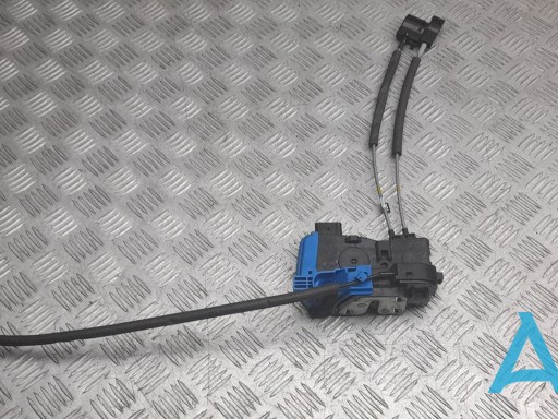 Замок задніх дверей, правих 814202V000 HYUNDAI