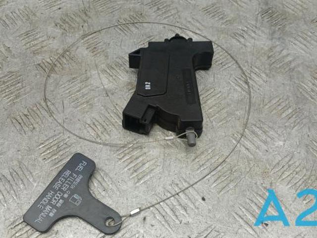 Мотор-привід відкриття лючка бака 81590C6000 HYUNDAI