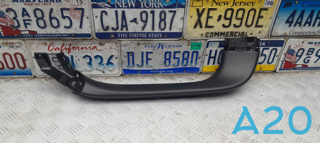 Пластик п'ятих дверей 81730GI000NNB HYUNDAI