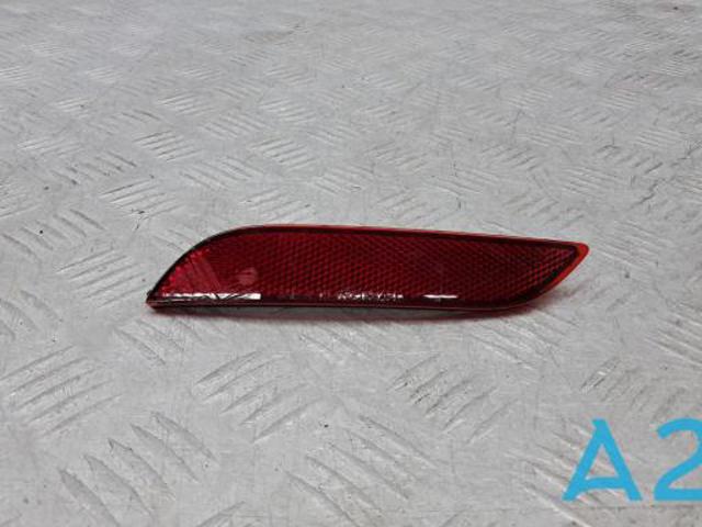 Катафот (відбивач) заднього бампера, лівий 8192006060 TOYOTA