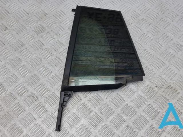 Скло-кватирка двері, задньої, лівої 822215DA0A NISSAN