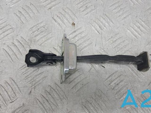Обмежувач відкриття дверей, задній 824304EA0A NISSAN