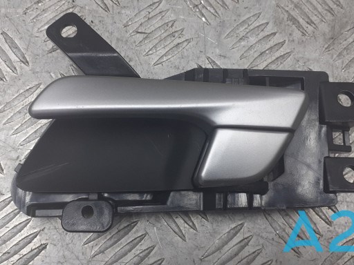 Ручка передніх дверей внутрішня, ліва 82610C1000PGB HYUNDAI