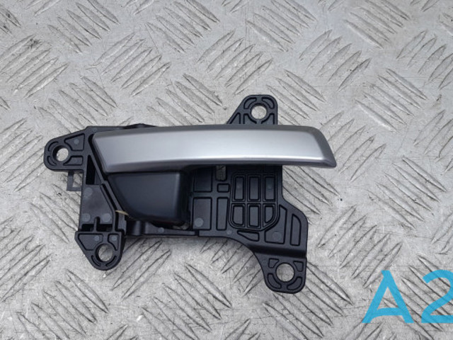 Ручка передньої двері внутрішня права 82620F2000 HYUNDAI