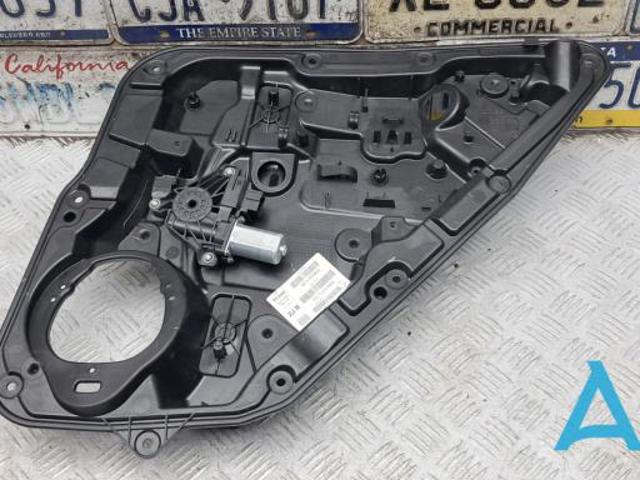Механізм склопідйомника двері задньої, правої 827205DM0A NISSAN