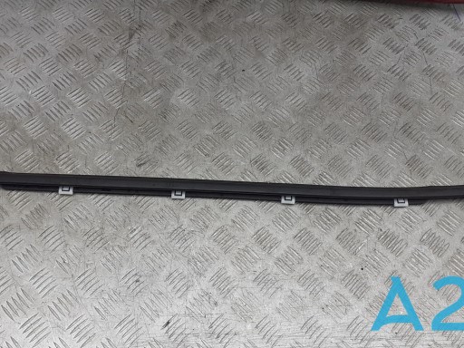 Молдинг опускного скла двері задньої, лівої 83210J9000 HYUNDAI