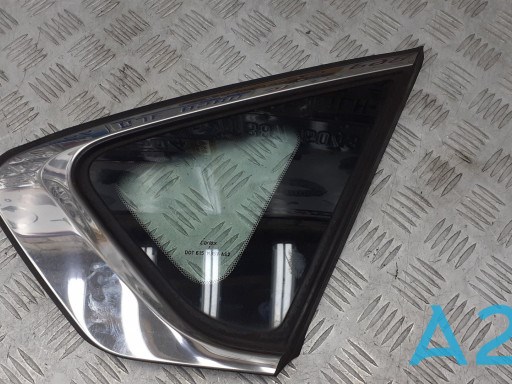 Стукло багажника, праве 833003TA1A NISSAN
