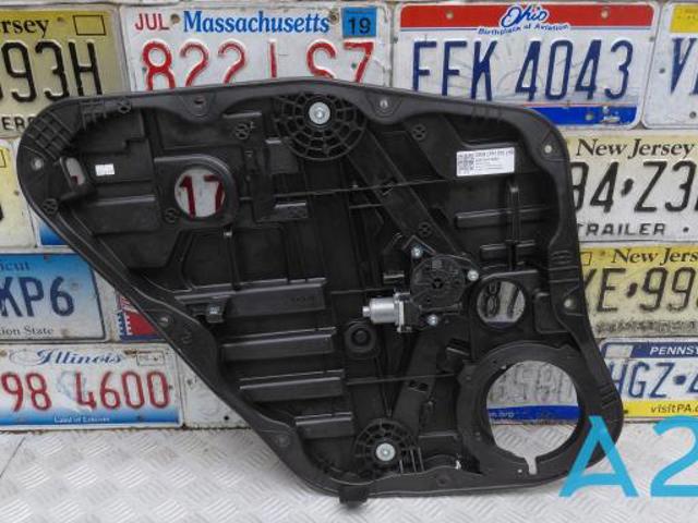 Механізм стеклопод'емника двері задньої, лівої 83471P1000 HYUNDAI