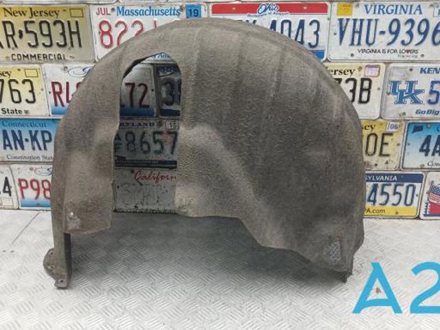 Підкрилок заднього крила, лівий 83A810171B VAG