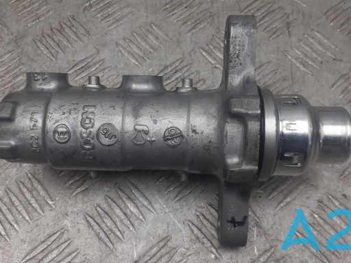 Циліндр гальмівний, головний 84279343 GM