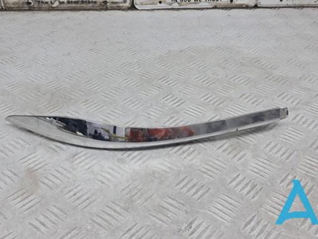 Молдинг заднього бампера, правий 850745AA0A NISSAN