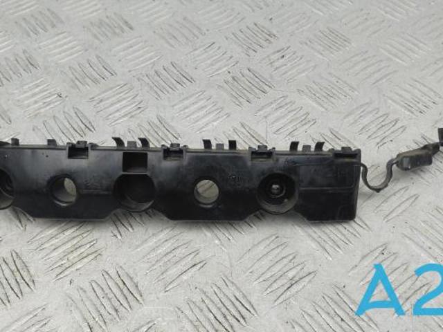 Напрямна заднього бампера, права 852205NA0A NISSAN