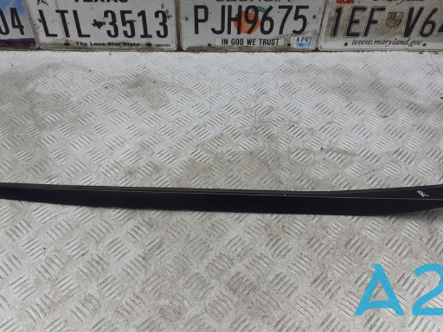 Молдинг лобового скла, правий 86132D4000 HYUNDAI