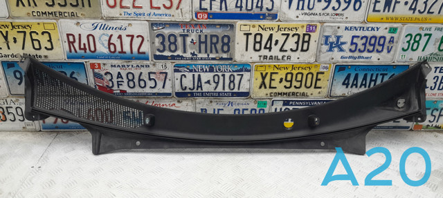 Водостік лобового скла, жабо 86150GI000 HYUNDAI