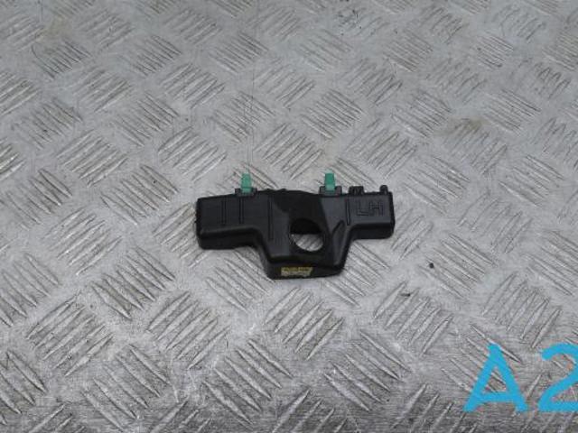 Кронштейн бампера переднього, зовнішній лівий 86513C6000 HYUNDAI