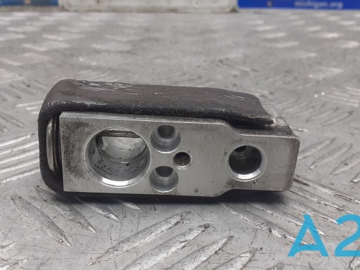 Клапан TRV, кондиціонера 8851508140 TOYOTA