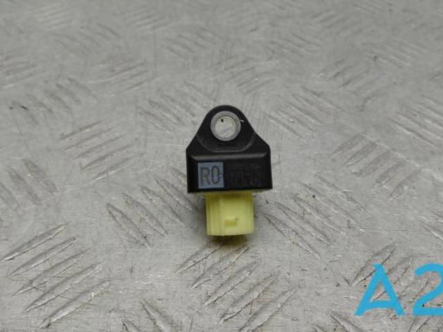 Датчик AIRBAG передній 8917359335 TOYOTA