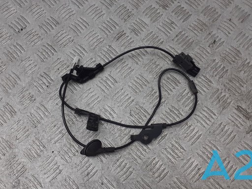 Датчик АБС (ABS) задній правий 8951647110 TOYOTA