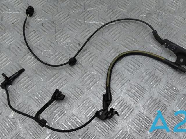 Передній правий датчик абс 8954206081 TOYOTA