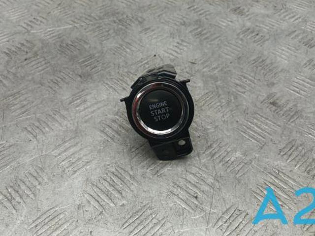 Кнопка запуску двигуна 896110R022 TOYOTA
